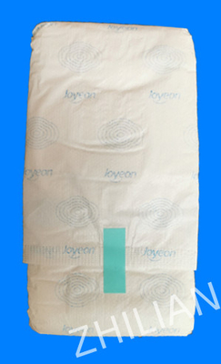 Düz Paketleme Sıhhi Peçete Yapma Makinesi 1000pcs / dak
